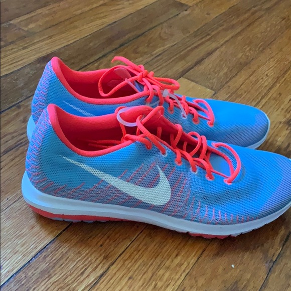 Nike Sneakers-Flex Fury- size 7Y - Picture 4 of 8